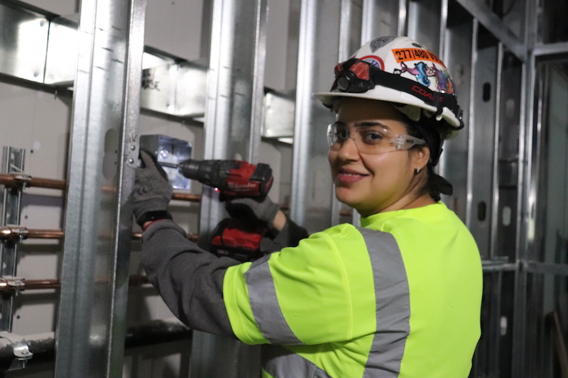 Nereyda Boudier, an A Journeywoman on the job at LaGuardia Airport.